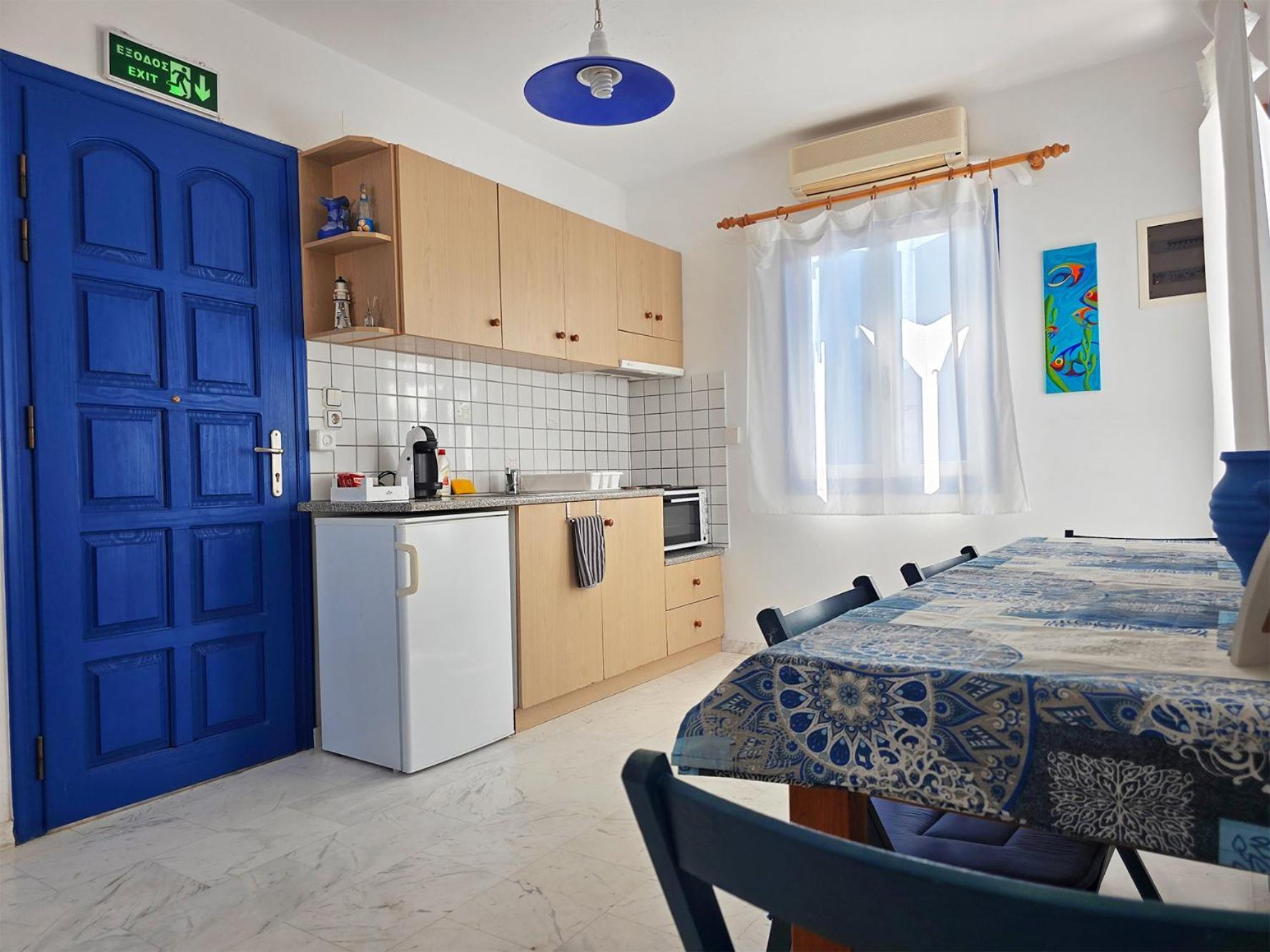 Villa Dolphin Азолимнос Екстериор снимка