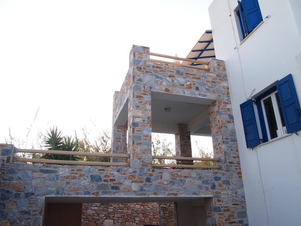 Villa Dolphin Азолимнос Екстериор снимка